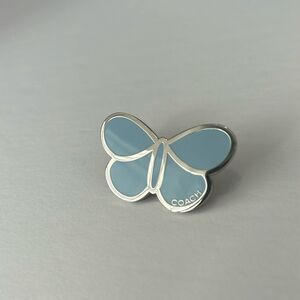 NWOT COACH Vintage Light Blue Enamel Butterfly
Lapel Pin Brooch Purse Backpack